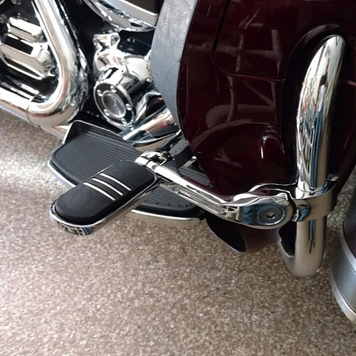 Long highway foot - highway, pegs