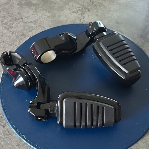 Black motorcycle highway pegs - black,